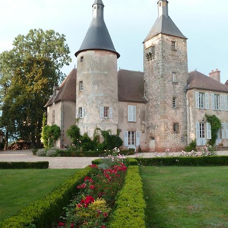 Chateau De Clusors Saint-Menoux 외부 사진